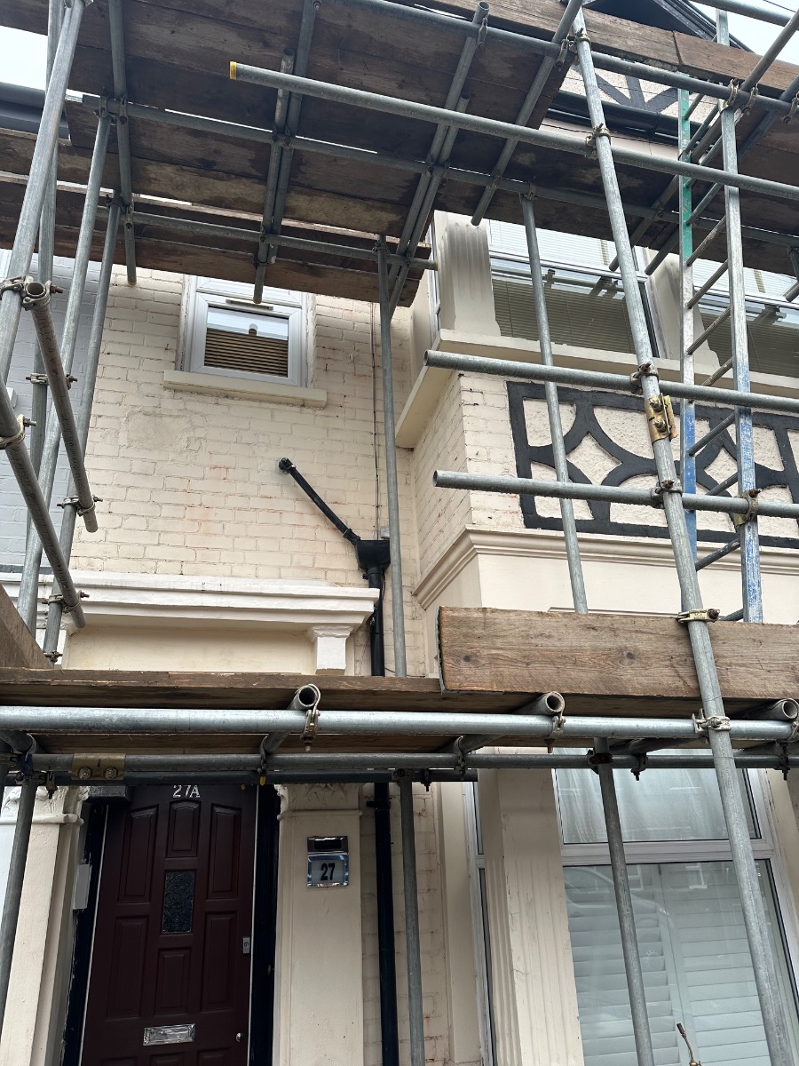 Painter and Decorator: Image 19